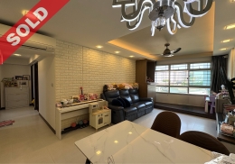 2nd Owner! Corner! High floor! Sengkang Grand Mall! Buangkok MRT!